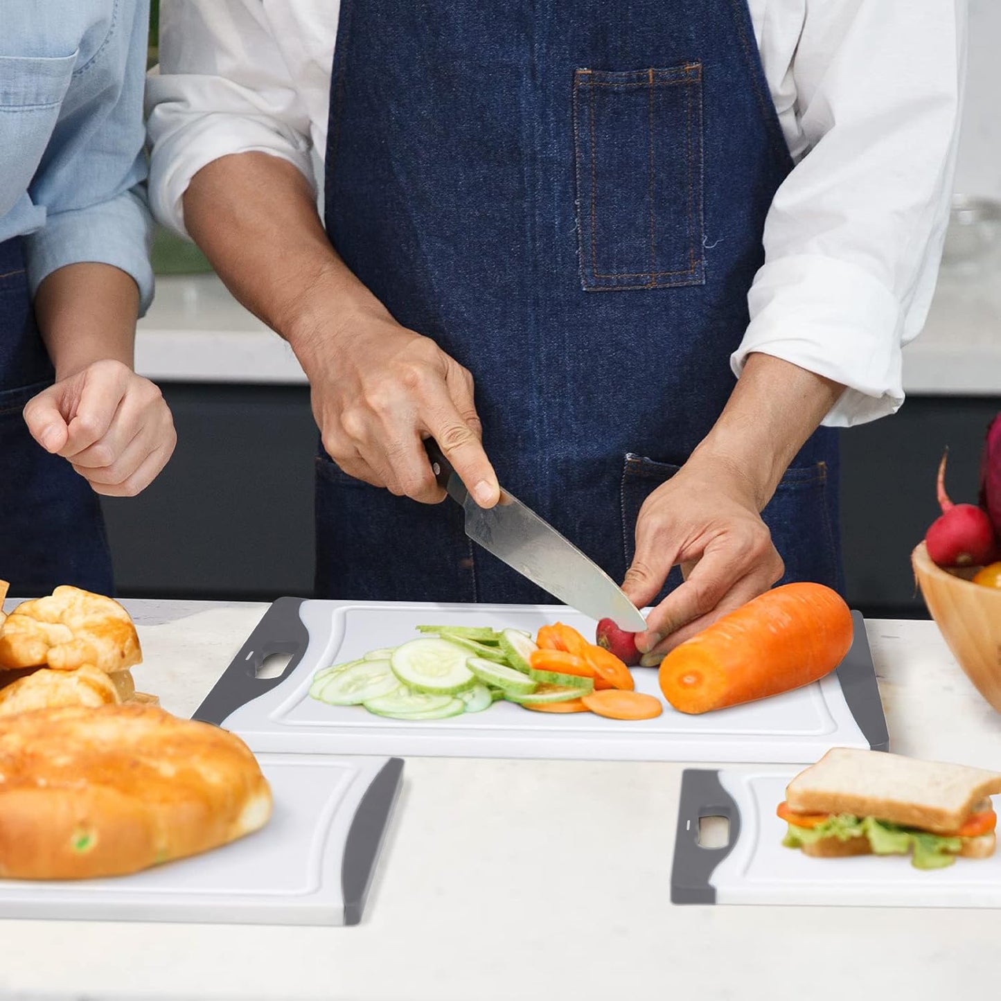 Cutting Boards for Kitchen, Plastic Cutting Board Set of 3, Dishwasher Safe Cutting Boards w/Juice Grooves for Meat, Veggies, Easy Grip Handle, Easy Grip Handle-Gray