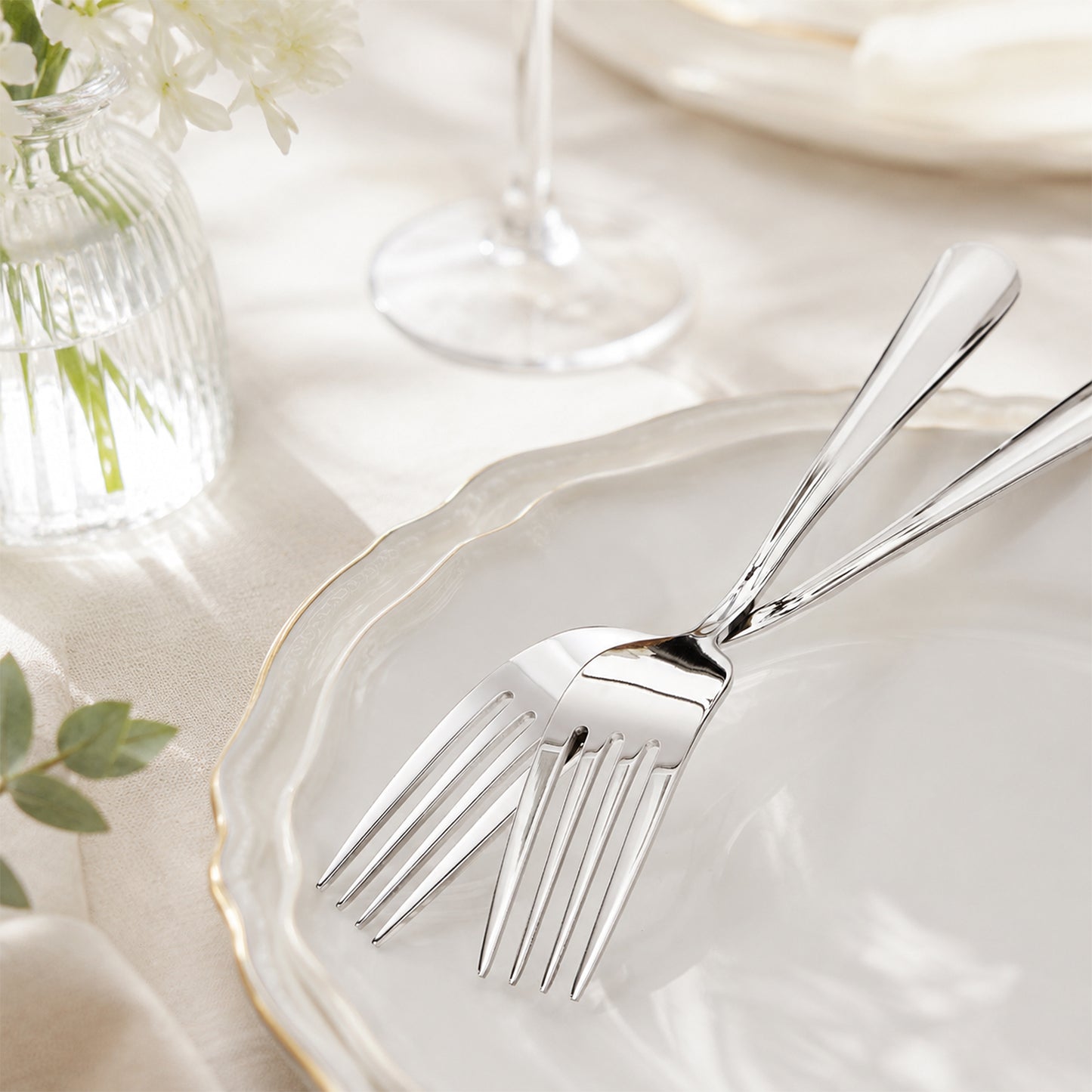 24-Pieces Spoon Fork Silverware Set, TAIMASI Food-Grade Tableware Set for 12, Stainless Steel , Mirror-Polished Dining Flatware Set for Home Restaurant